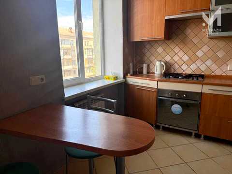 квартира за адресою Героїв Харкова просп. (Московський), 40/42
