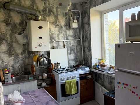 квартира за адресою Зарічанська вул., 16