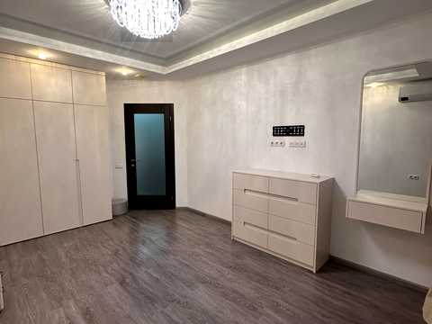 квартира по адресу Богдана Хмельницкого ул., 1