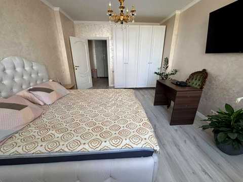 квартира за адресою Микільсько-Слобідська вул., 15