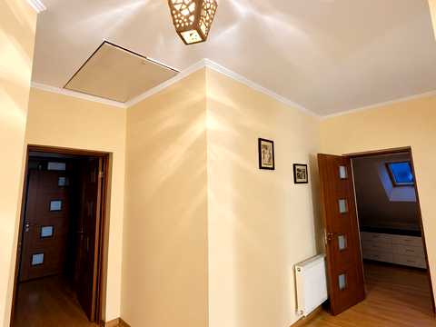 будинок за адресою Відродження України вул.