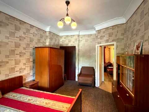 квартира за адресою Старопортофранківська вул. (Комсомольська), 12