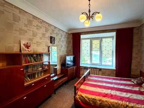 квартира за адресою Старопортофранківська вул. (Комсомольська), 12