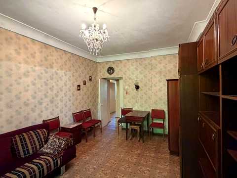 квартира за адресою Старопортофранківська вул. (Комсомольська), 12