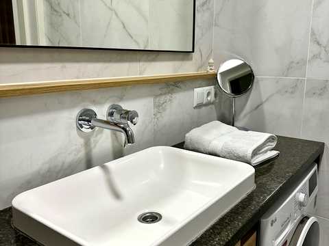 квартира за адресою Академіка Вернадського бульв., 24