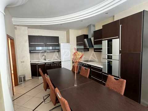 коммерческая по адресу Евгения Коновальца ул. (Щорса), 32-Г