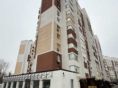 квартира за адресою Машинобудівників вул., 27