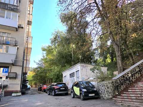 квартира по адресу Леси Украинки бульв., 12