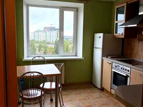квартира за адресою Берестейський просп. (Перемоги), 107