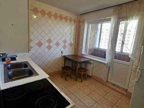 квартира за адресою Голосіївський просп. (40-річчя Жовтня), 74-А