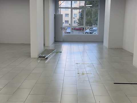 комерційна за адресою Кузьми Скрябіна вул. (Ватутіна), 25