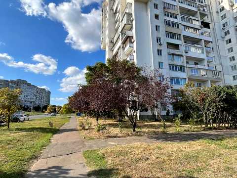 квартира за адресою Паркова вул., 46б