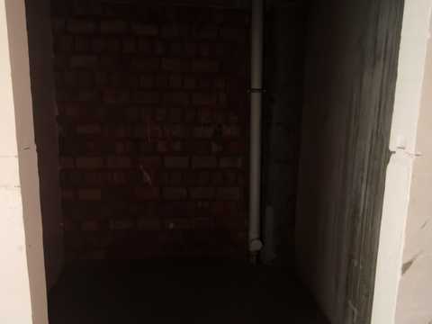 квартира за адресою Космонавтів просп., 49