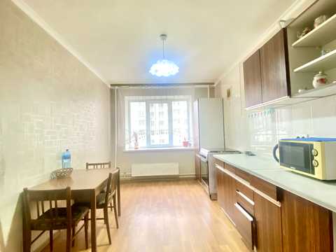квартира за адресою Миколи Бажана просп., 24/1