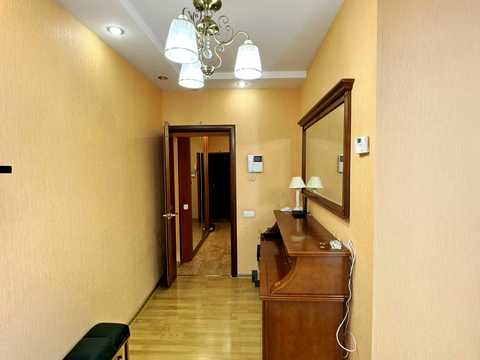 квартира за адресою Степана Бандери пров., 13