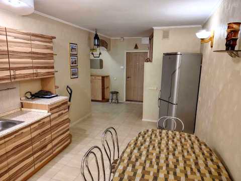 квартира за адресою Святошинська пл., 1