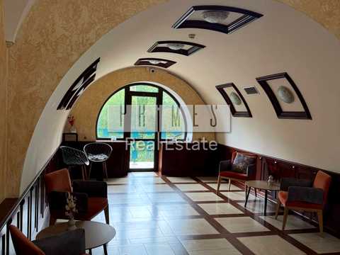комерційна за адресою Шевченка, 22