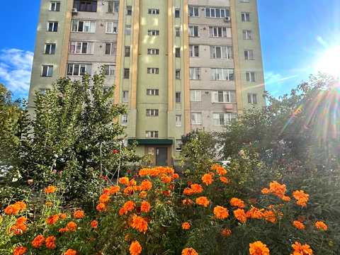 квартира по адресу Чорновола ул., 176/1д