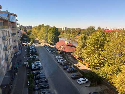 комерційна за адресою Ужгород, Богдана Хмельницького пл., (Будинок)