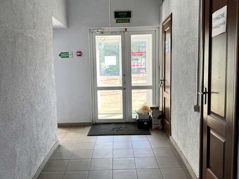коммерческая по адресу Перемоги ул., 20