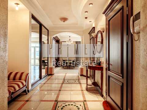 квартира за адресою Кропивницького вул., 8