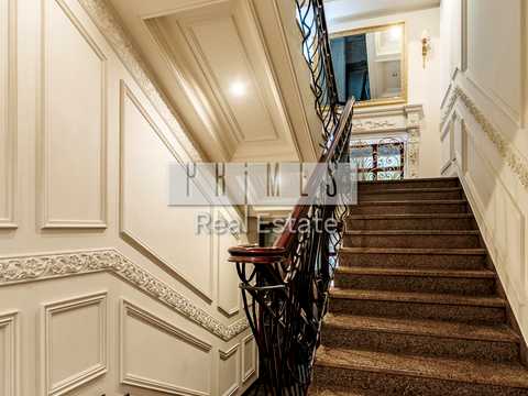квартира за адресою Кропивницького вул., 8