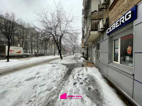 комерційна за адресою Дніпро, Незалежності вул. (Титова), 6
