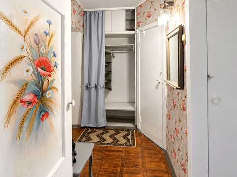 квартира по адресу Пражская ул., 3