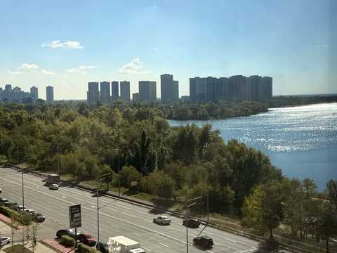 квартира за адресою Дніпровська набережна вул., 15-Є