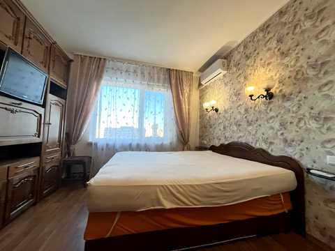 квартира за адресою Бориса Гмирі вул., 12-Б