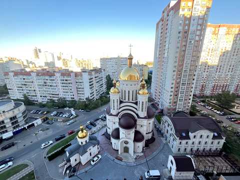 квартира за адресою Бориса Гмирі вул., 12-Б