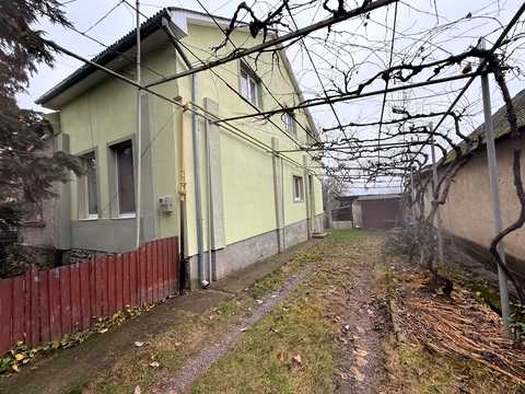 дом по адресу Стрельничная ул., 47
