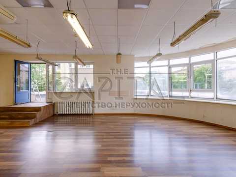 комерційна за адресою Князів Острозьких вул. (Московська), 46/2