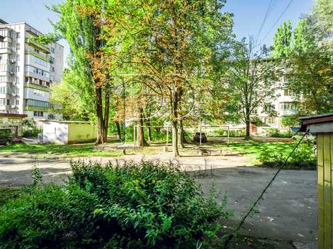 квартира за адресою Академіка Корольова вул., 10-А