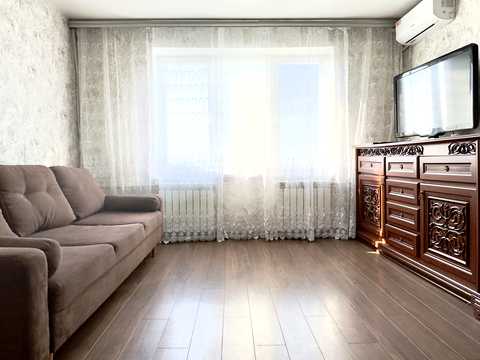 квартира за адресою Академіка Янгеля вул., 21