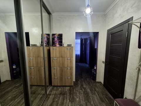 квартира за адресою Регенераторна вул., 4 к1