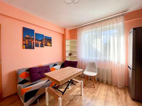 квартира за адресою Михайла Максимовича вул. (Онуфрія Трутенка), 9