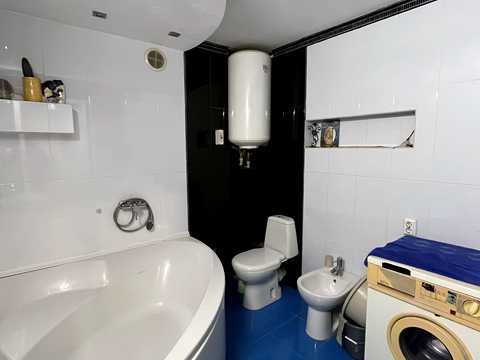 квартира за адресою Угорницька вул., 14