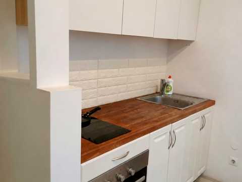 квартира за адресою Анни Ахматової вул., 22