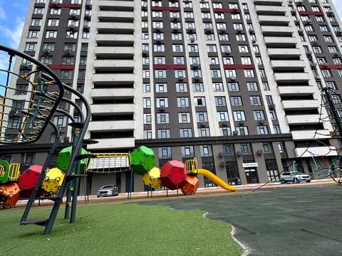 квартира за адресою Київ, Любомира Гузара просп. (Космонавта Комарова), 15-А