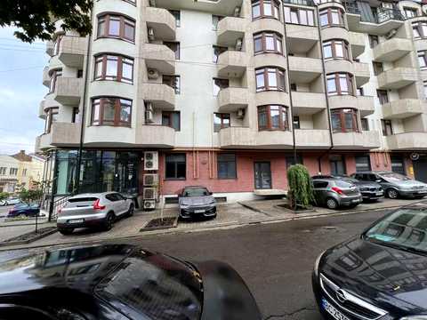 коммерческая по адресу Богдана Хмельницкого ул., 76