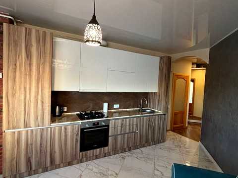 квартира за адресою Юнацька вул., 4