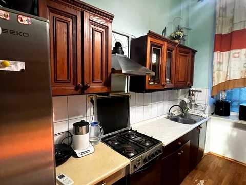квартира за адресою Алли Горської вул., 3