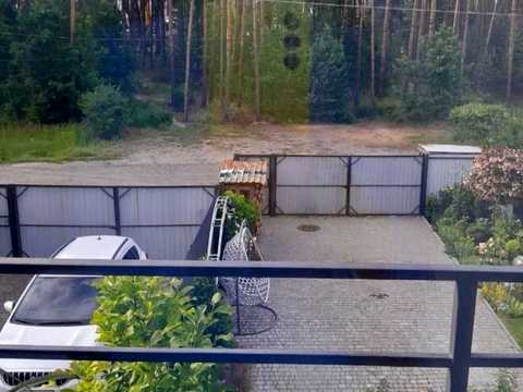 будинок за адресою Центральна вул. (Чапаєва)