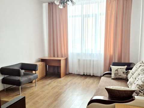 квартира за адресою Гната Хоткевича вул. (Червоногвардійська), 8
