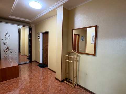 квартира по адресу Академика Сахарова ул., 36