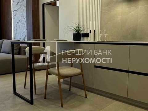 квартира за адресою Генуезька вул., 1Ж корпус 1