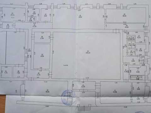 комерційна за адресою Лесі Українки вул., 72а