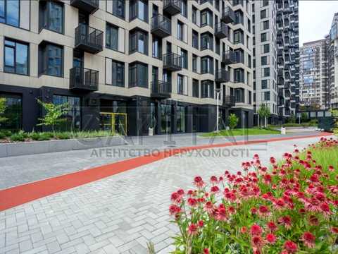 паркомісце за адресою Василя Тютюнника вул. (Анрі Барбюса), 39