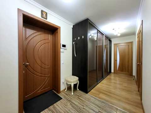 квартира по адресу Героев Крут ул. (Червоних Курсантів), 4а